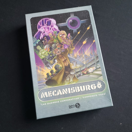 Image shows the front cover of the box of the Mecanisburgo board game