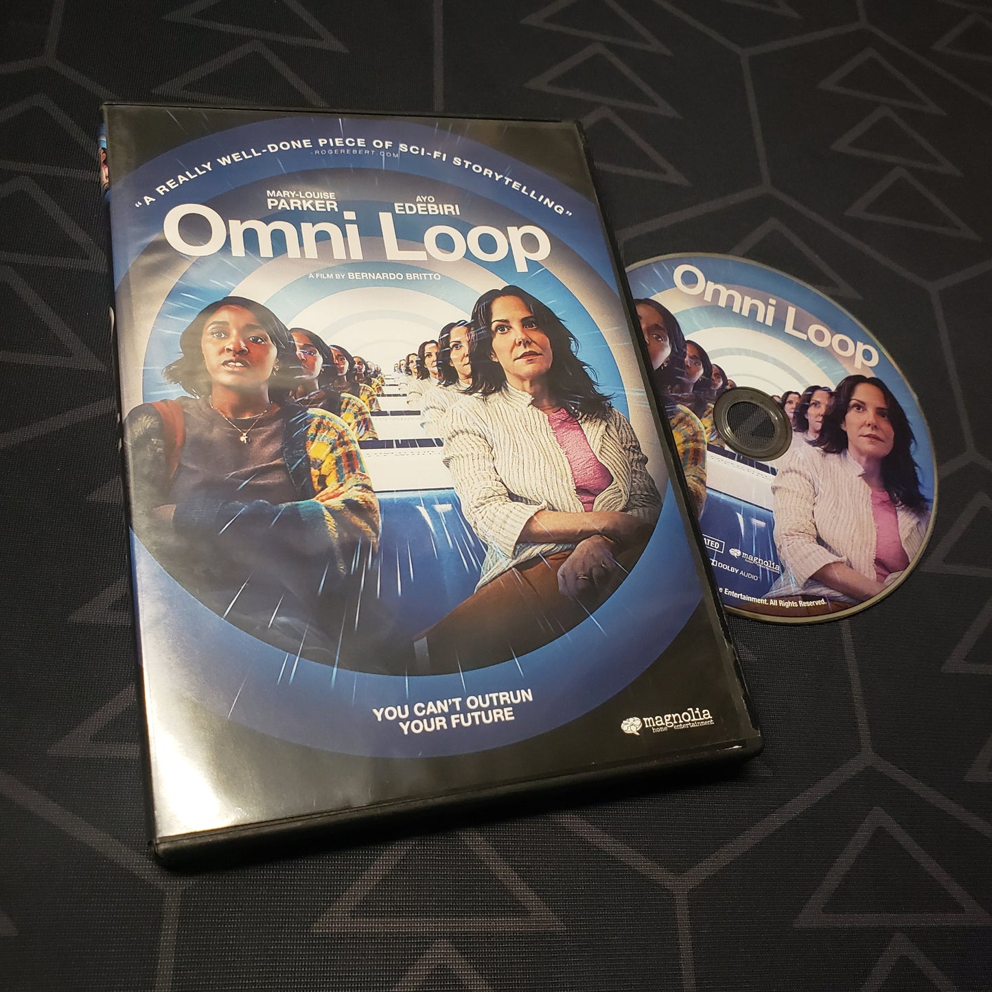 Image shows the case & disc for the movie Omni Loop on DVD