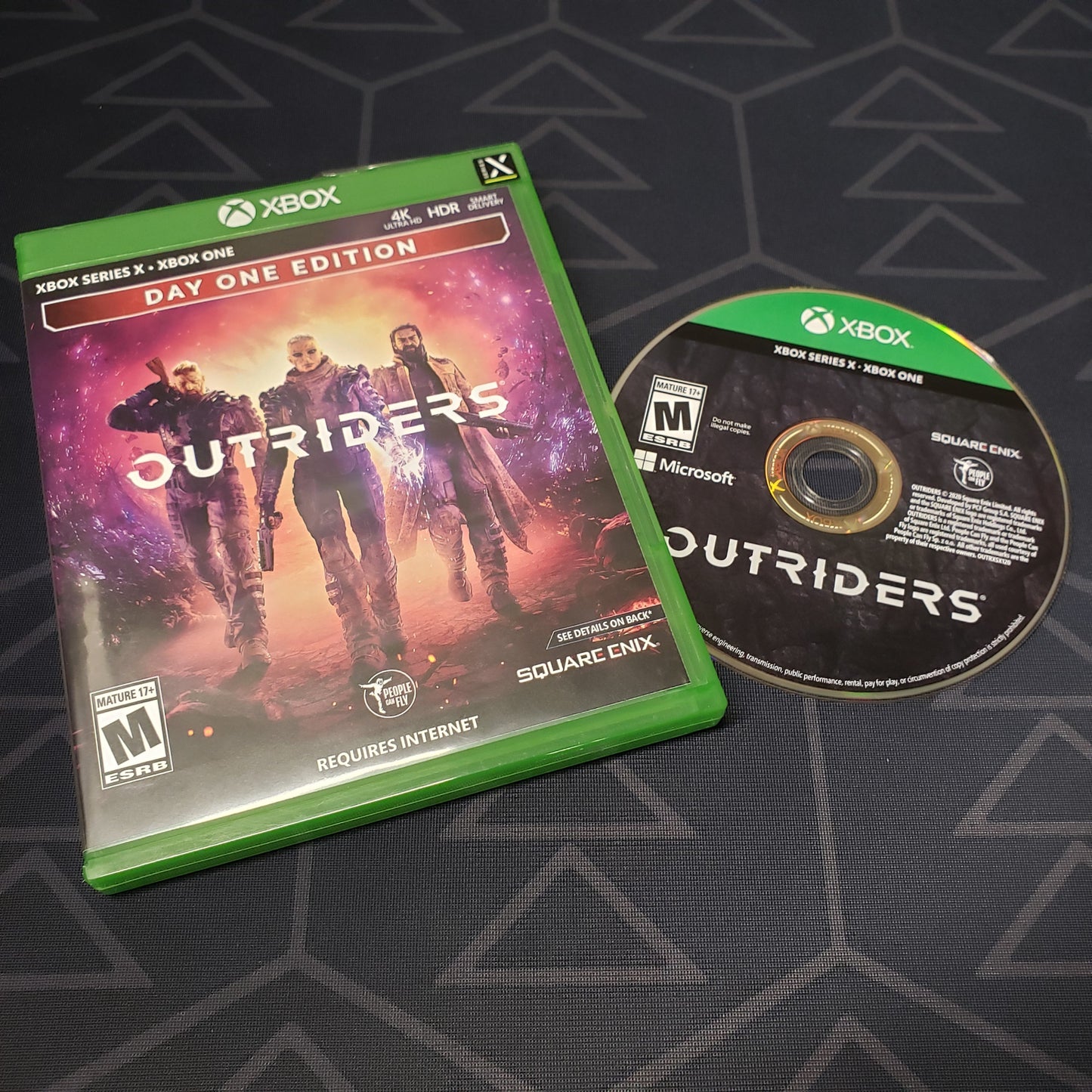 Image shows the case & disc for the video game Outriders for Xbox Series X