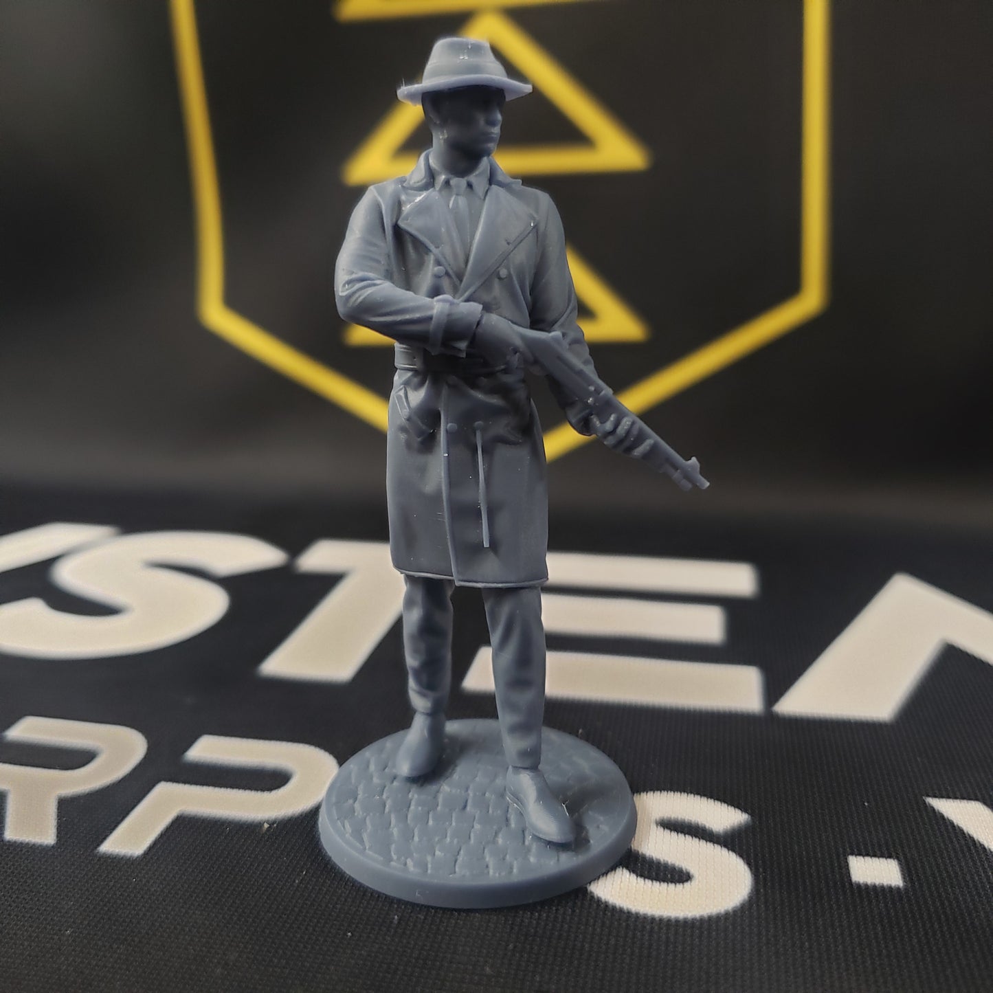 Arkham Compatible Investigator: The Fed (Roland Banks)