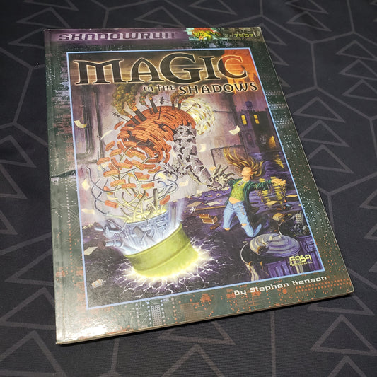 Image shows the front cover of the Magic in the Shadows book for the roleplaying game Shadowrun 3E