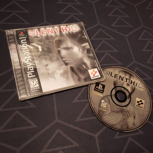 Image shows the jewel case with manual and disc for the video game Silent Hill for Playstation 1