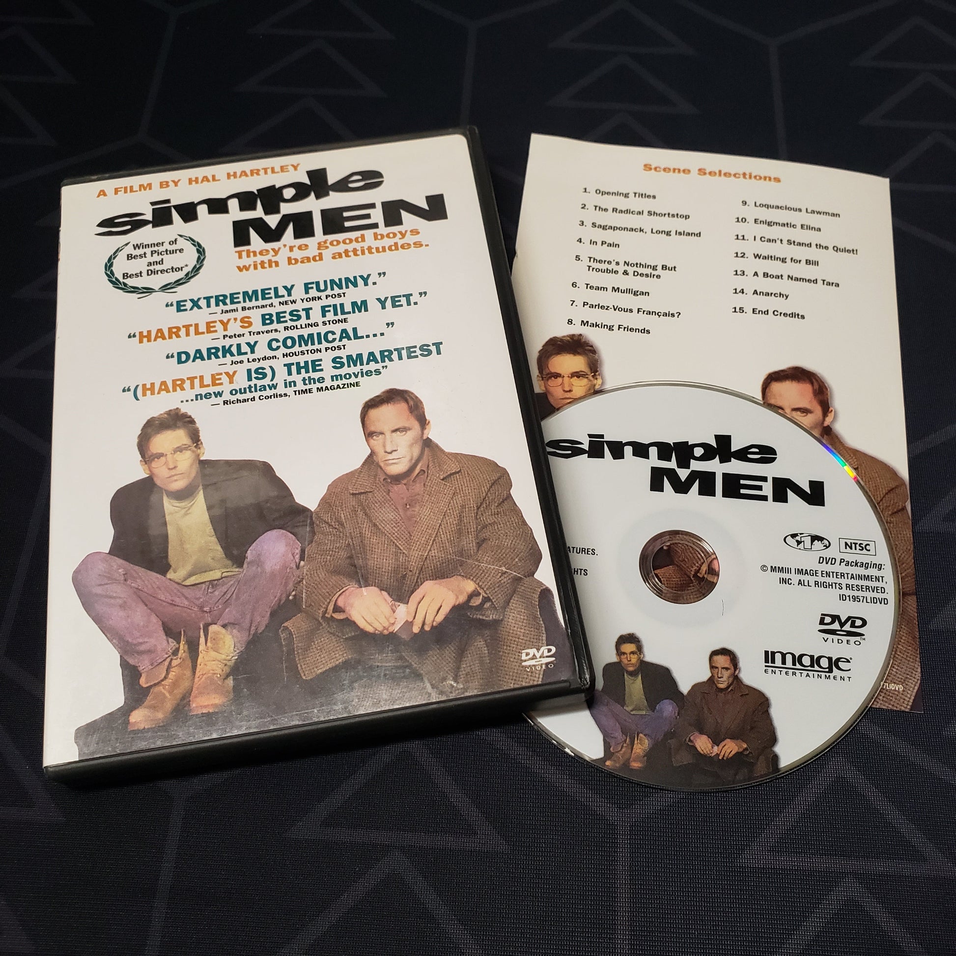 Image shows the case, insert & disc for the movie Simple Men on DVD