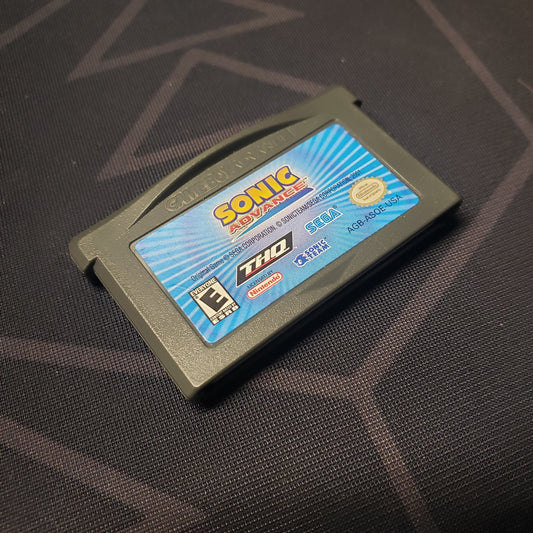 Image shows the front of the cartridge for the video game Sonic Advance for Nintendo Game Boy Advance