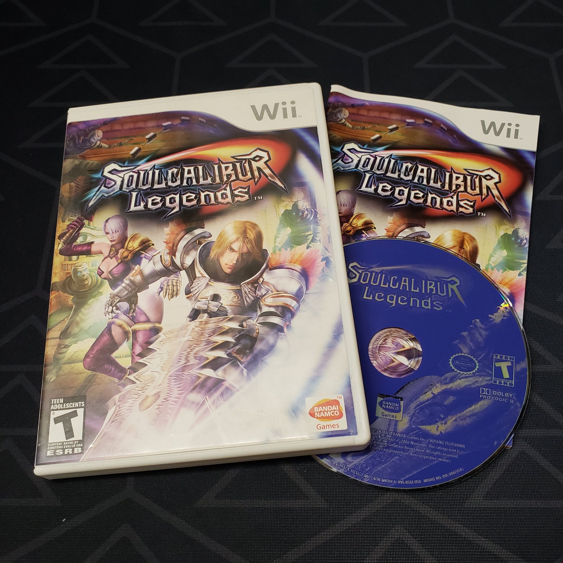 Image shows the case, manual & disc for the video game Soulcalibur Legends for Nintendo Wii