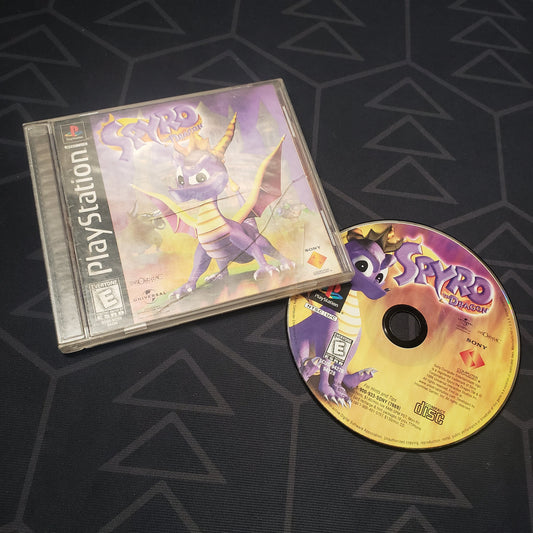 Image shows the jewel case with manual and disc for the video game Spyro the Dragon for Playstation 1