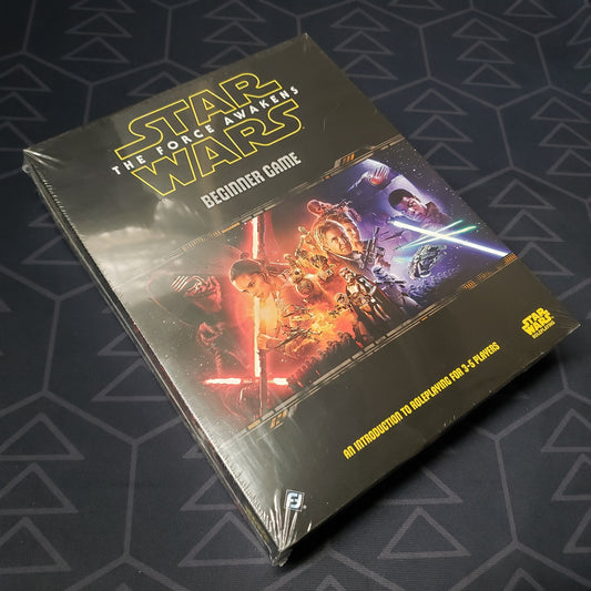 Image shows the front cover of the The Force Awakens Beginner Game box for the Fantasy Flight Star Wars roleplaying game 
