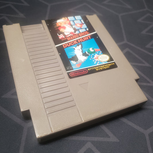 Image shows the front of the cartridge for the video game Super Mario Bros / Duck Hunt for the Nintendo Entertainment System