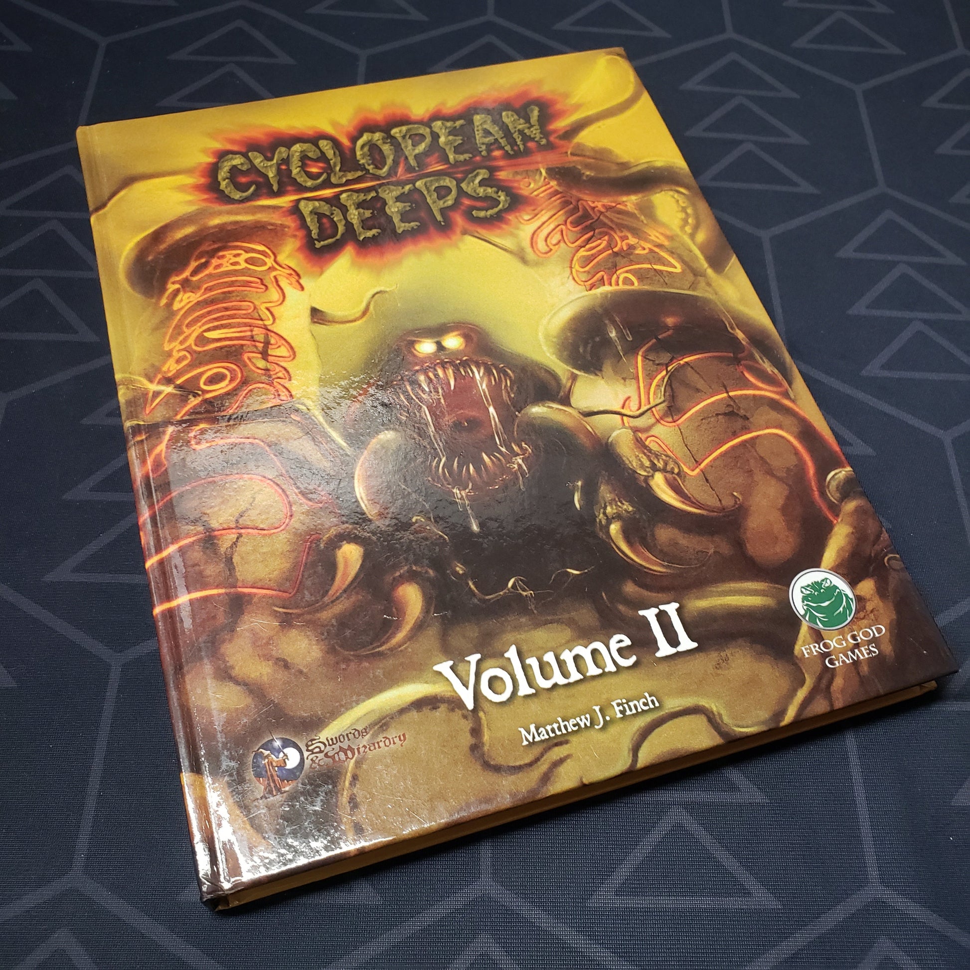 Image shows the front cover of the Cyclopean Deeps: Volume II book for the roleplaying game Swords & Wizardry