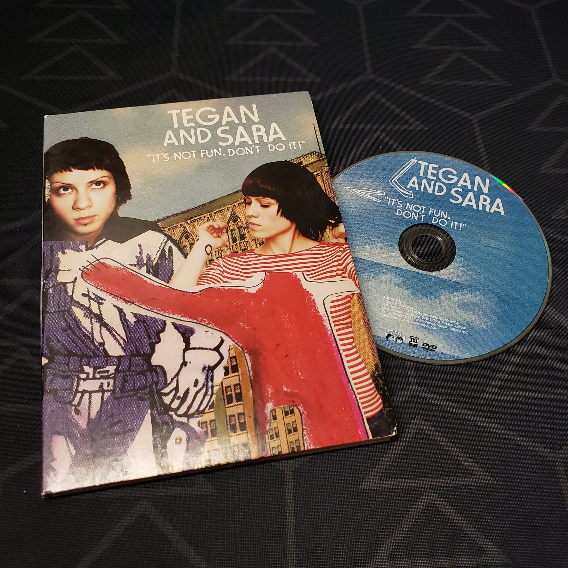 Image shows the case & disc for the movie Tegan & Sara: It's Not Fun, Don't Do It! on DVD