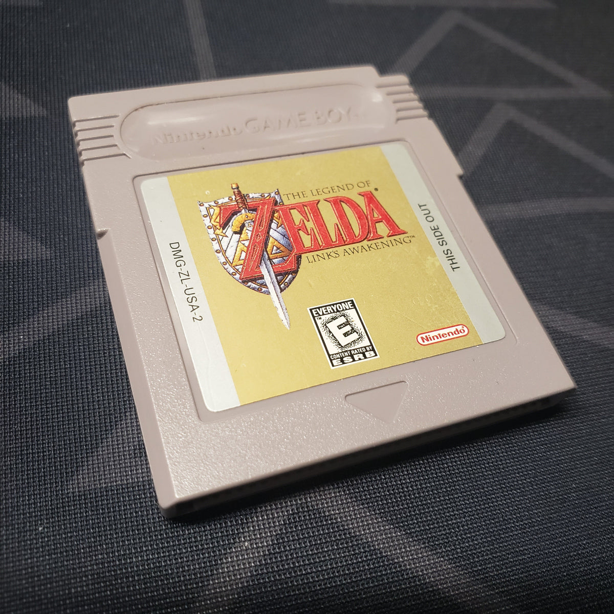 Image shows the front of the cartridge for the video game The Legend of Zelda: Link's Awakening for Nintendo Game Boy