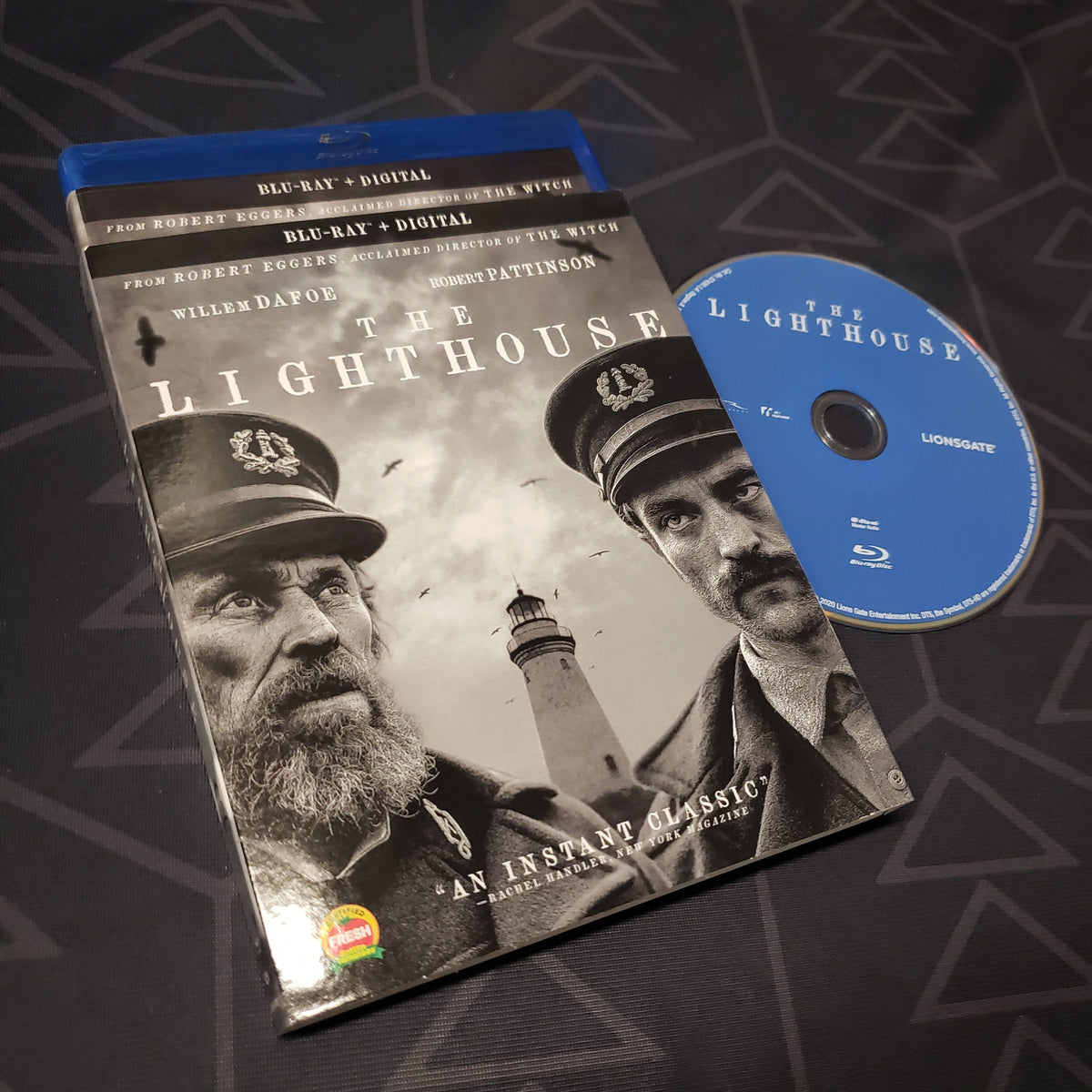 Image shows the case with sleeve & disc for the movie The Lighthouse on Blu-Ray