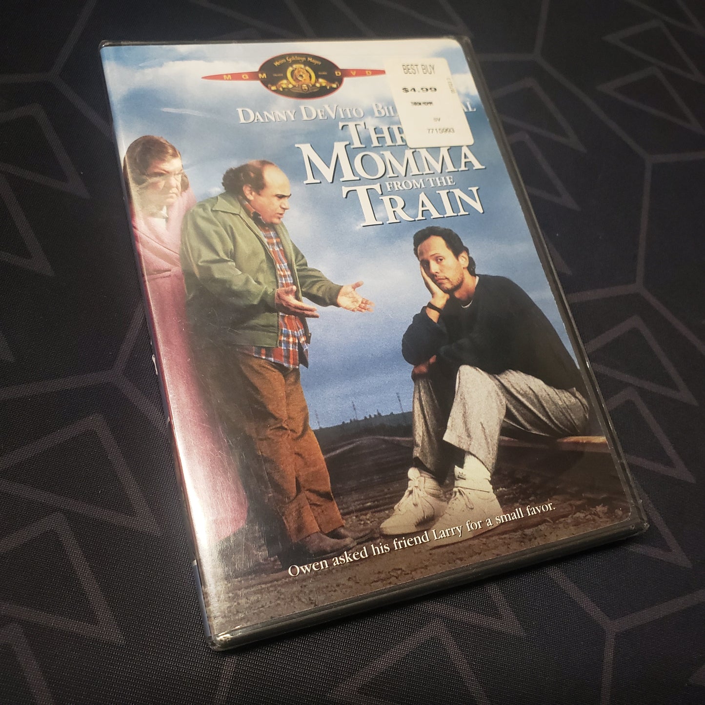 Image shows the front of the case for the movie Throw Mama From the Train on DVD