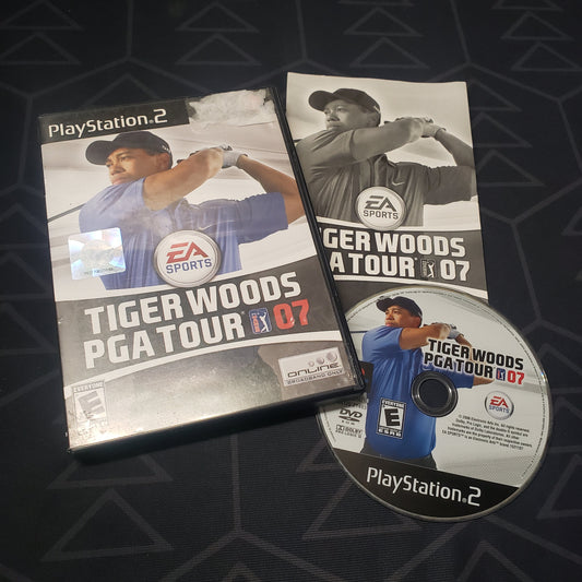 Image shows the case, manual and disc for the video game Tiger Woods PGA Tour 07 for Playstation 2