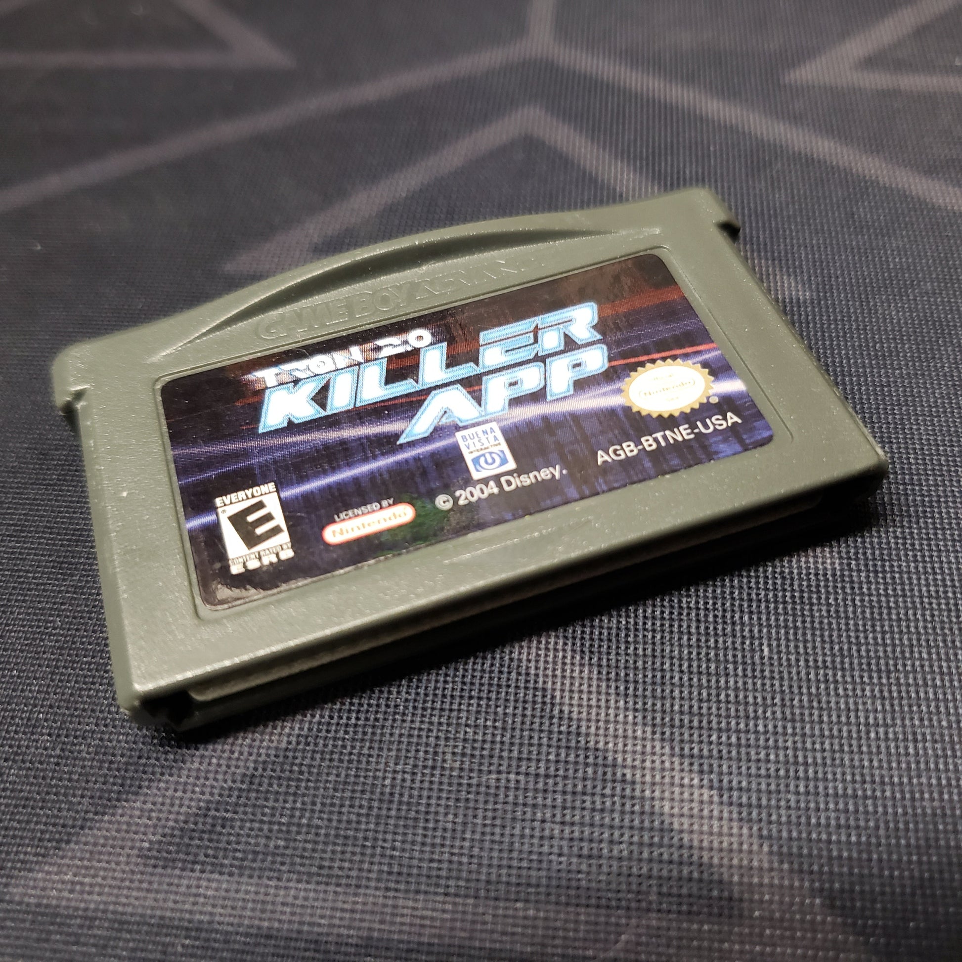 Image shows the front of the cartridge for the video game Tron 2.0: Killer App for Nintendo Game Boy Advance