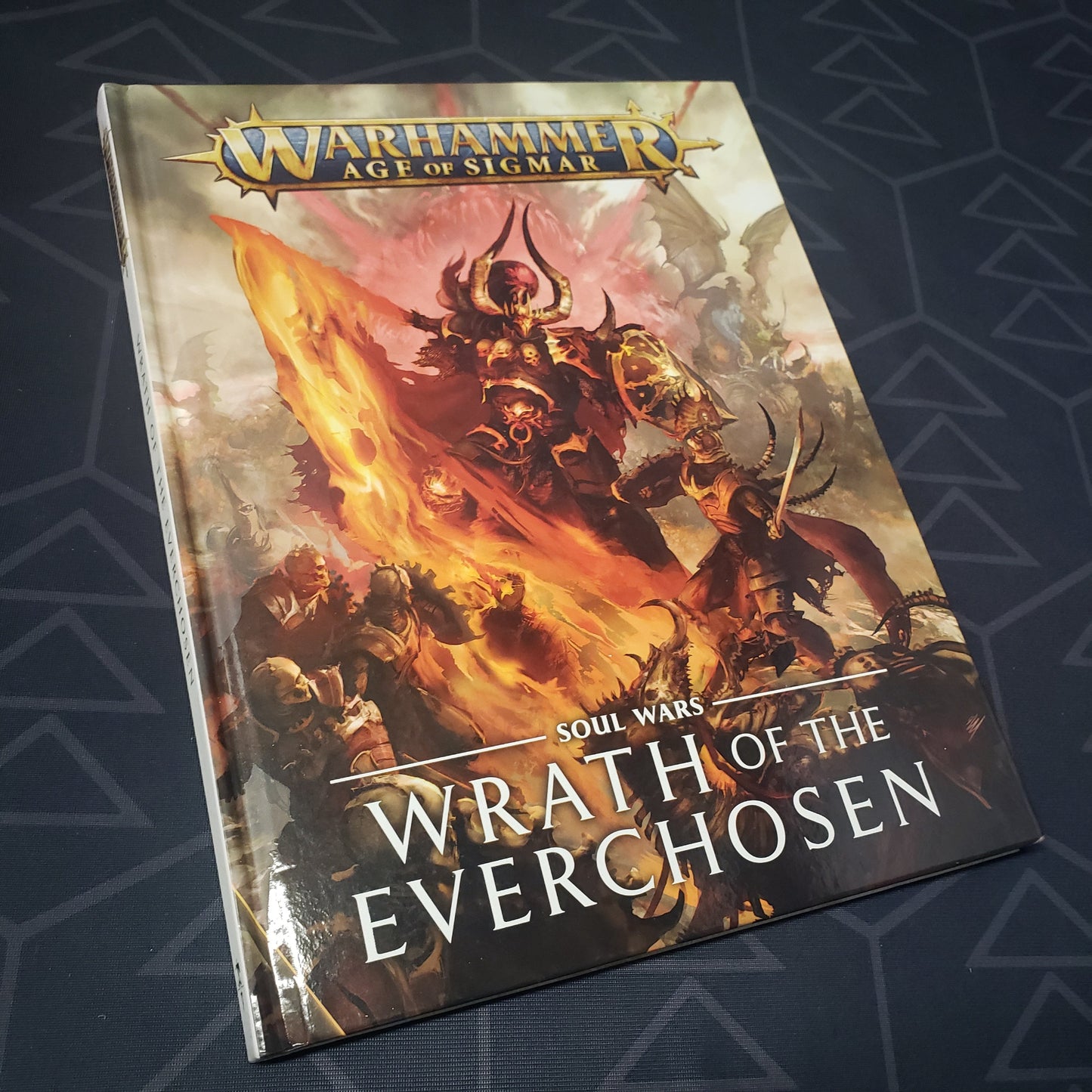 Image shows the front cover of the Warhammer Age of Sigmar (Second Edition): Soul Wars - Wrath of the Everchosen wargaming book