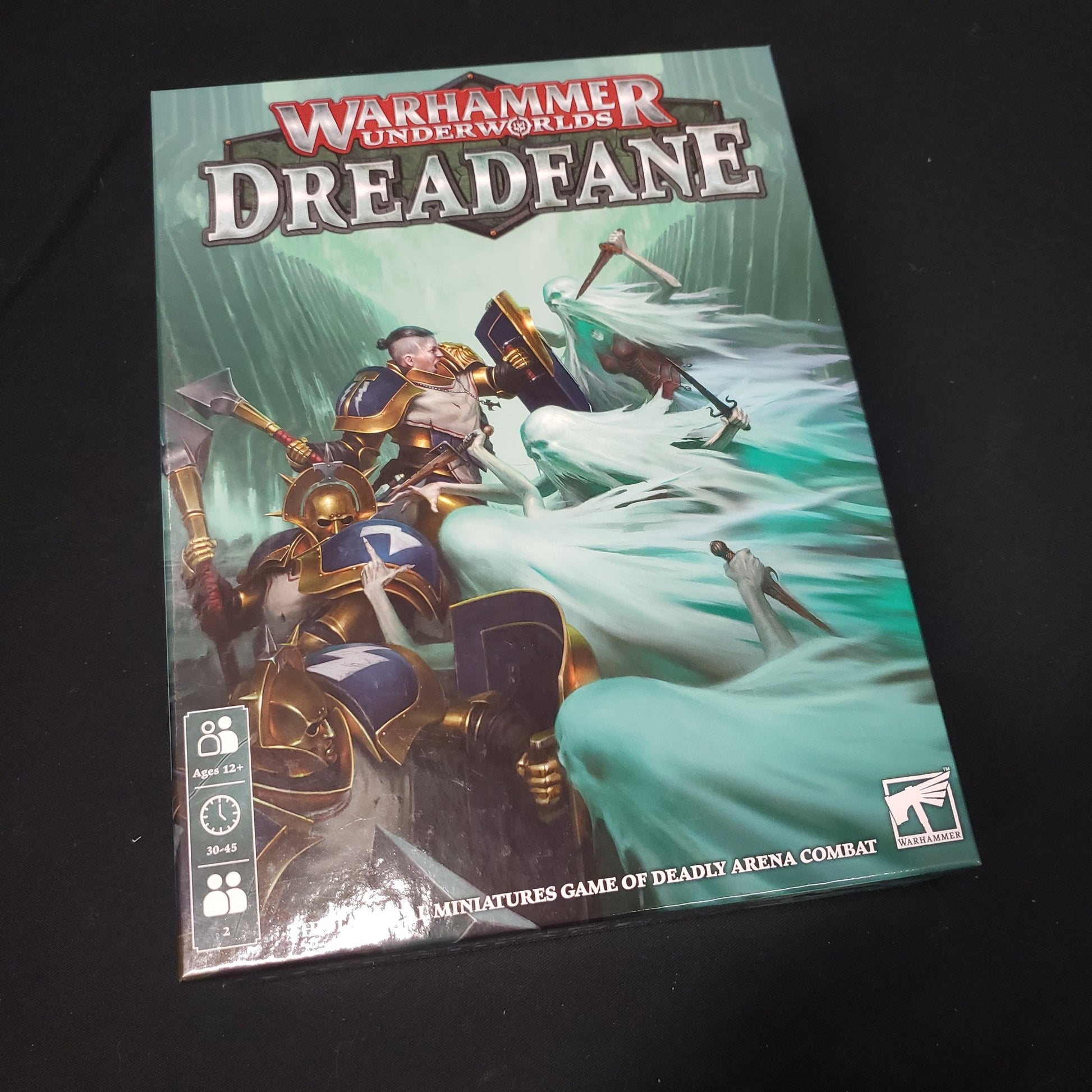 Image shows the front cover of the box of the Warhammer Underworlds: Dreadfane board game