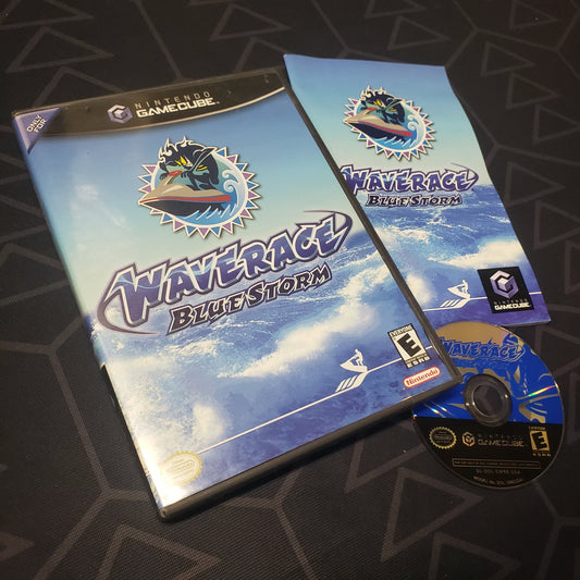 Image shows the case, manual and disc for the video game Wave Race: Blue Storm for Nintendo GameCube