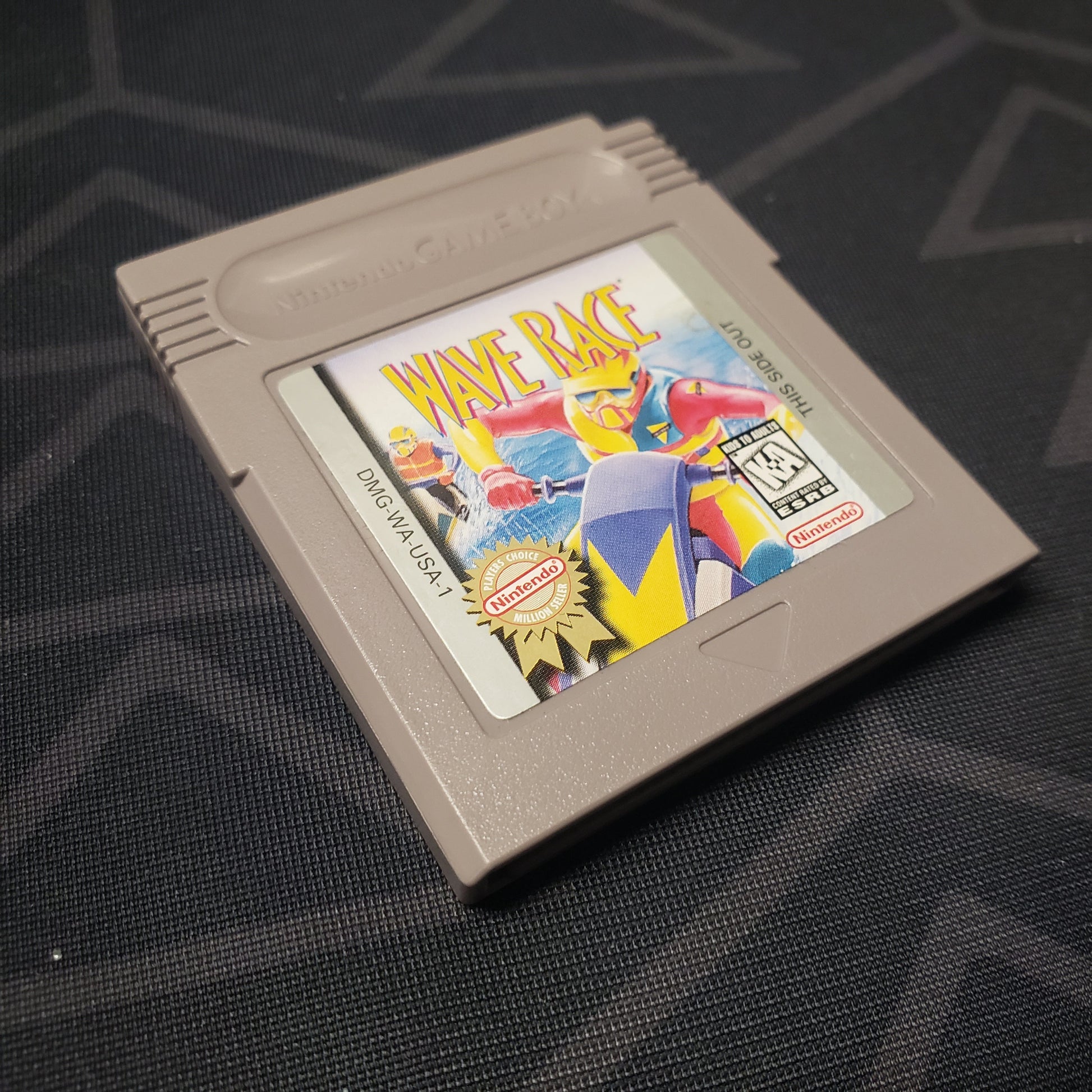 Image shows the front of the cartridge for the video game Wave Race for Nintendo Game Boy
